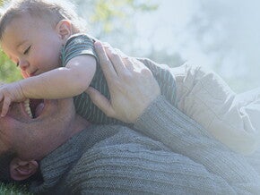5 essential tummy time moves