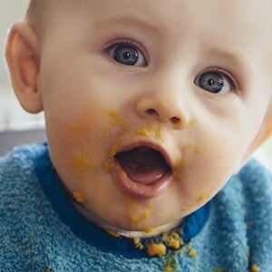 How to start complementary feeding