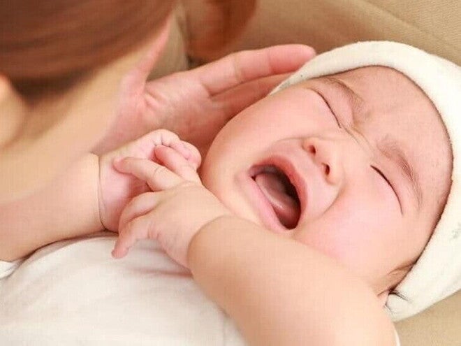 Why do babies cry? 5 common conditions in children