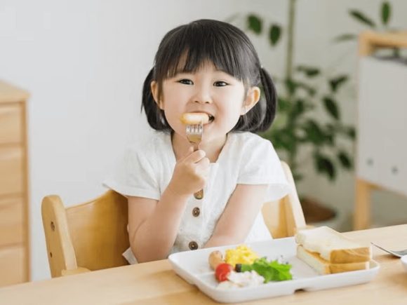 Provide a balanced nutritional meal